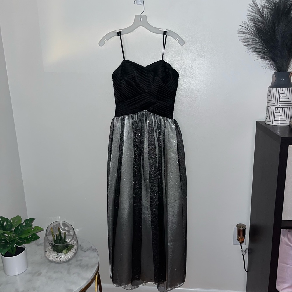 PROM GOWN Adrianna Papell